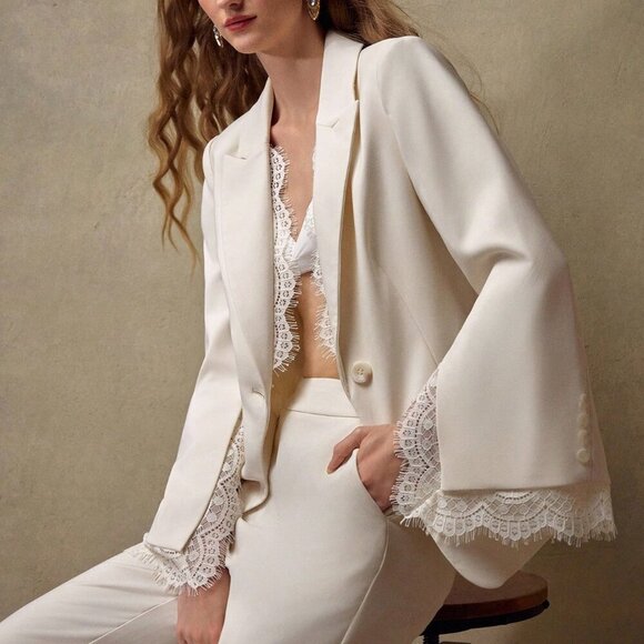 Pants - Elegant Women's Peak Collar Contrast Lace Split Sleeve Single Button Blazer
